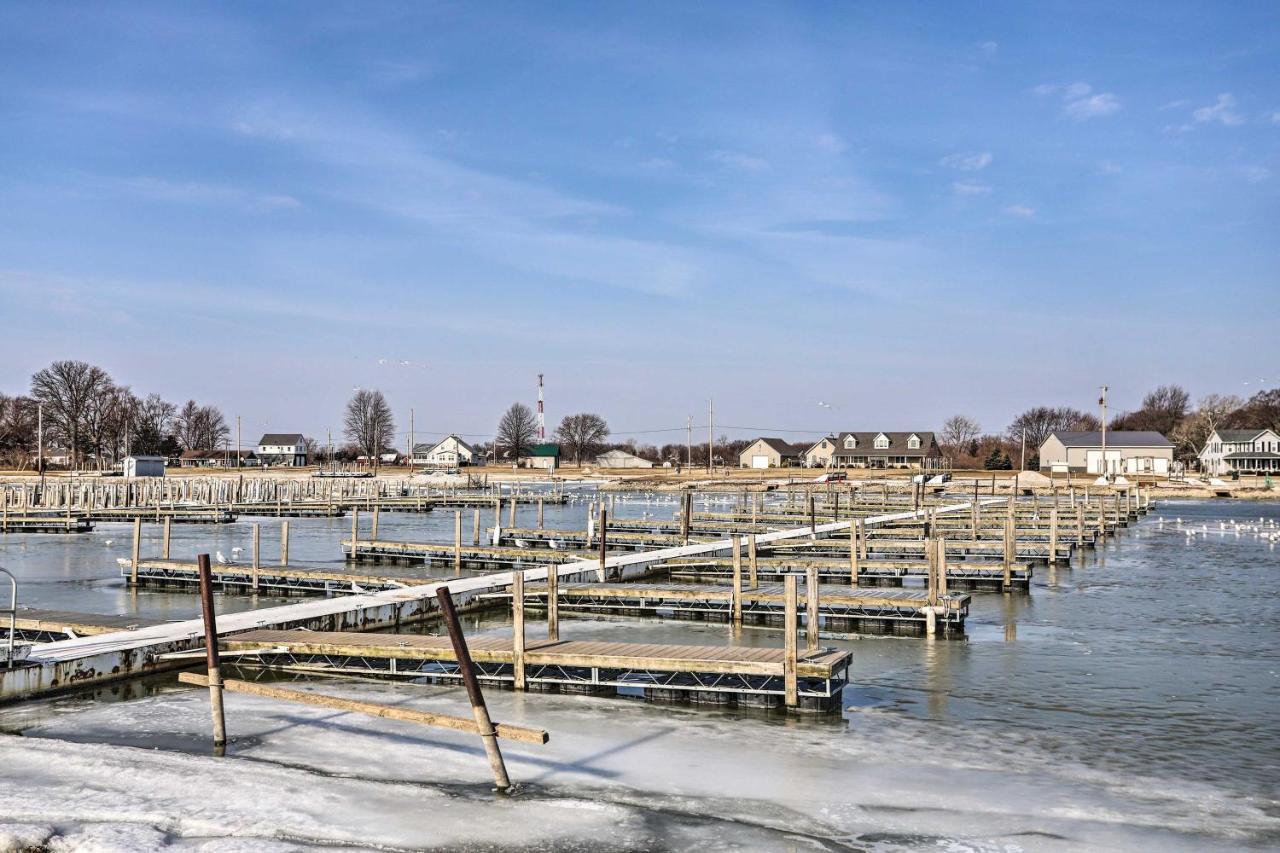 Condo With Balcony, Dock And Access To Lake Erie Sand Beach エクステリア 写真