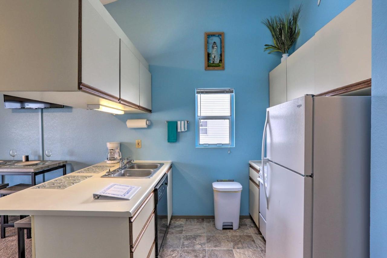 Condo With Balcony, Dock And Access To Lake Erie Sand Beach エクステリア 写真