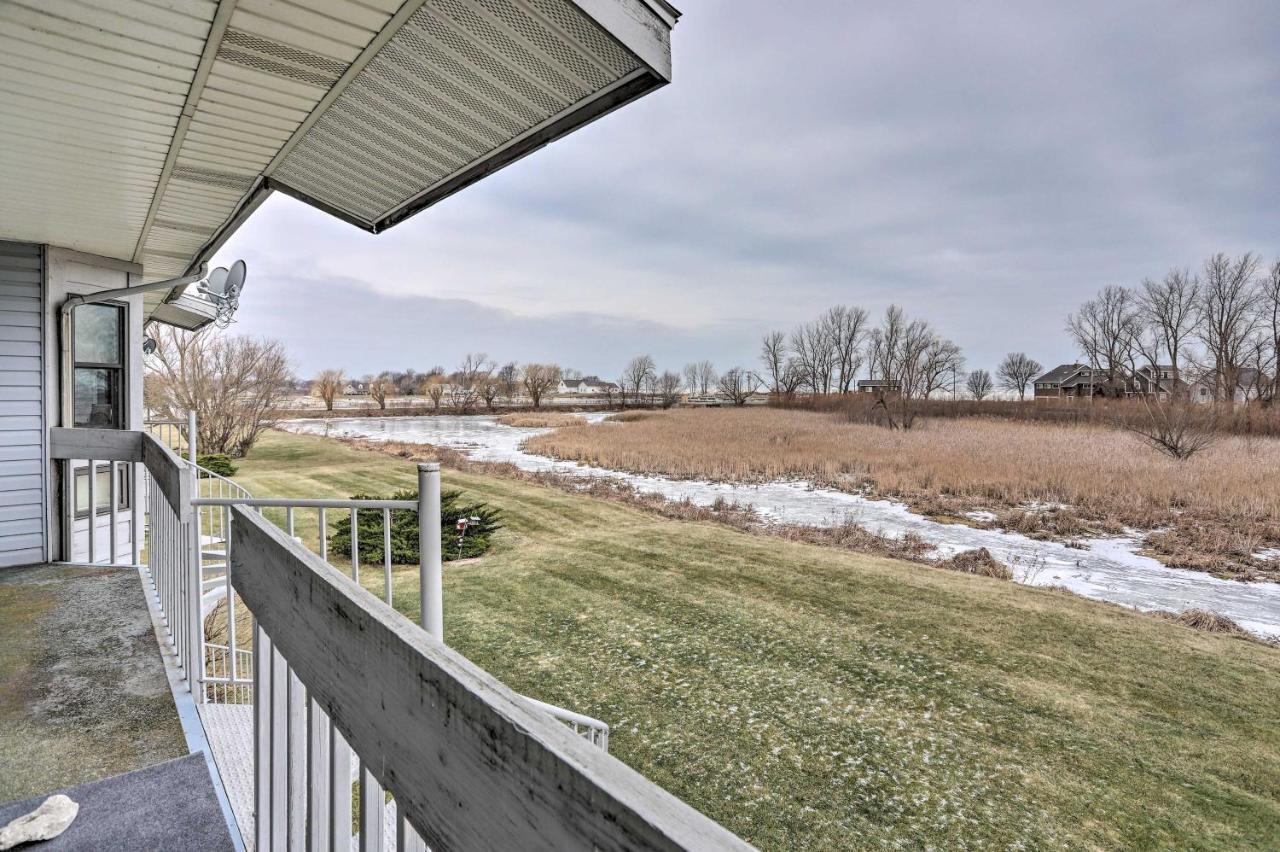 Condo With Balcony, Dock And Access To Lake Erie Sand Beach エクステリア 写真
