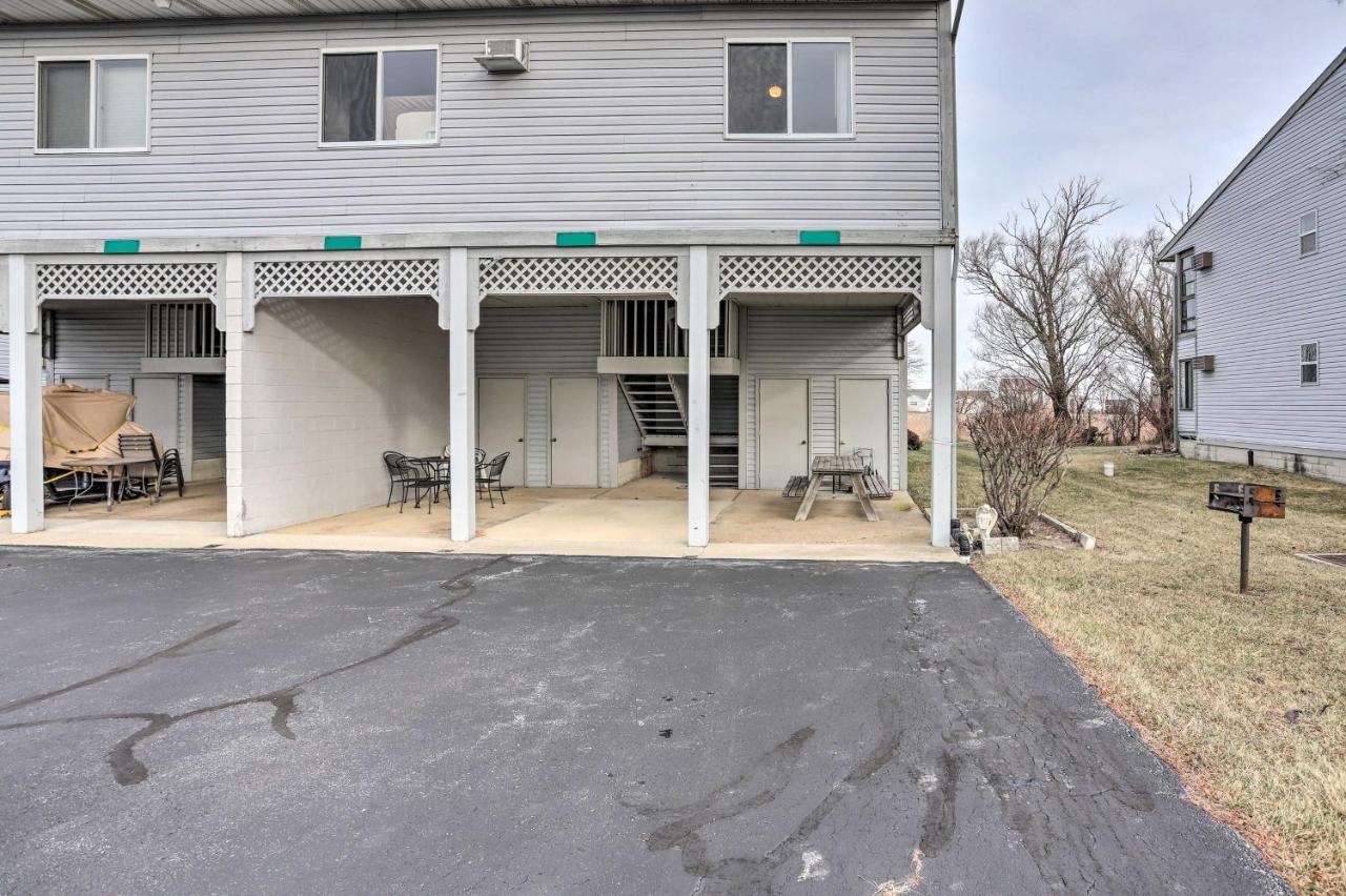 Condo With Balcony, Dock And Access To Lake Erie Sand Beach エクステリア 写真