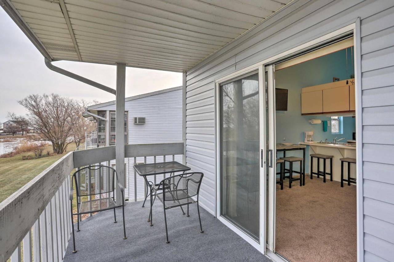 Condo With Balcony, Dock And Access To Lake Erie Sand Beach エクステリア 写真